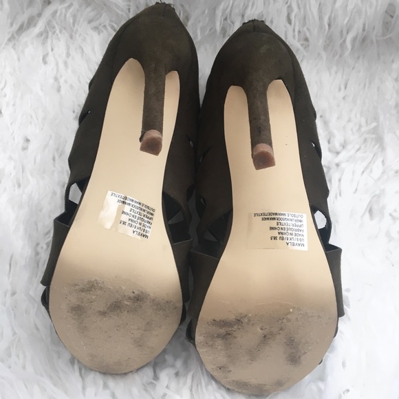 Shoedazzle | Olive Green Gladiators with heels - Picture 7 of 7